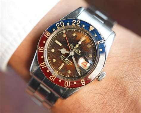 rolex fuchsia bezel|rolex gmt master reference 6542.